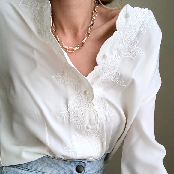 Chunky Link Chain Necklace - Picture 5 of 5